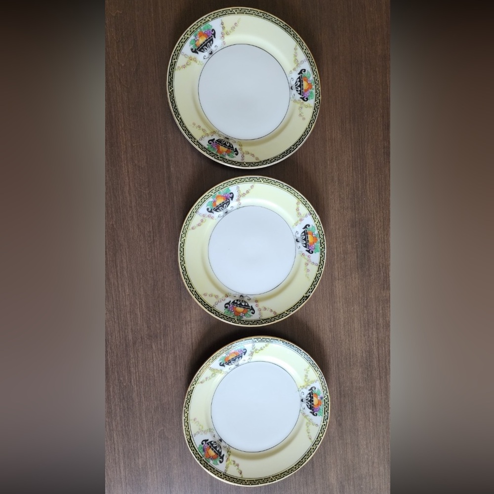 Set of 3 – Vintage Noritake Hand-Painted Plates – Fruit & Floral Design, Japan